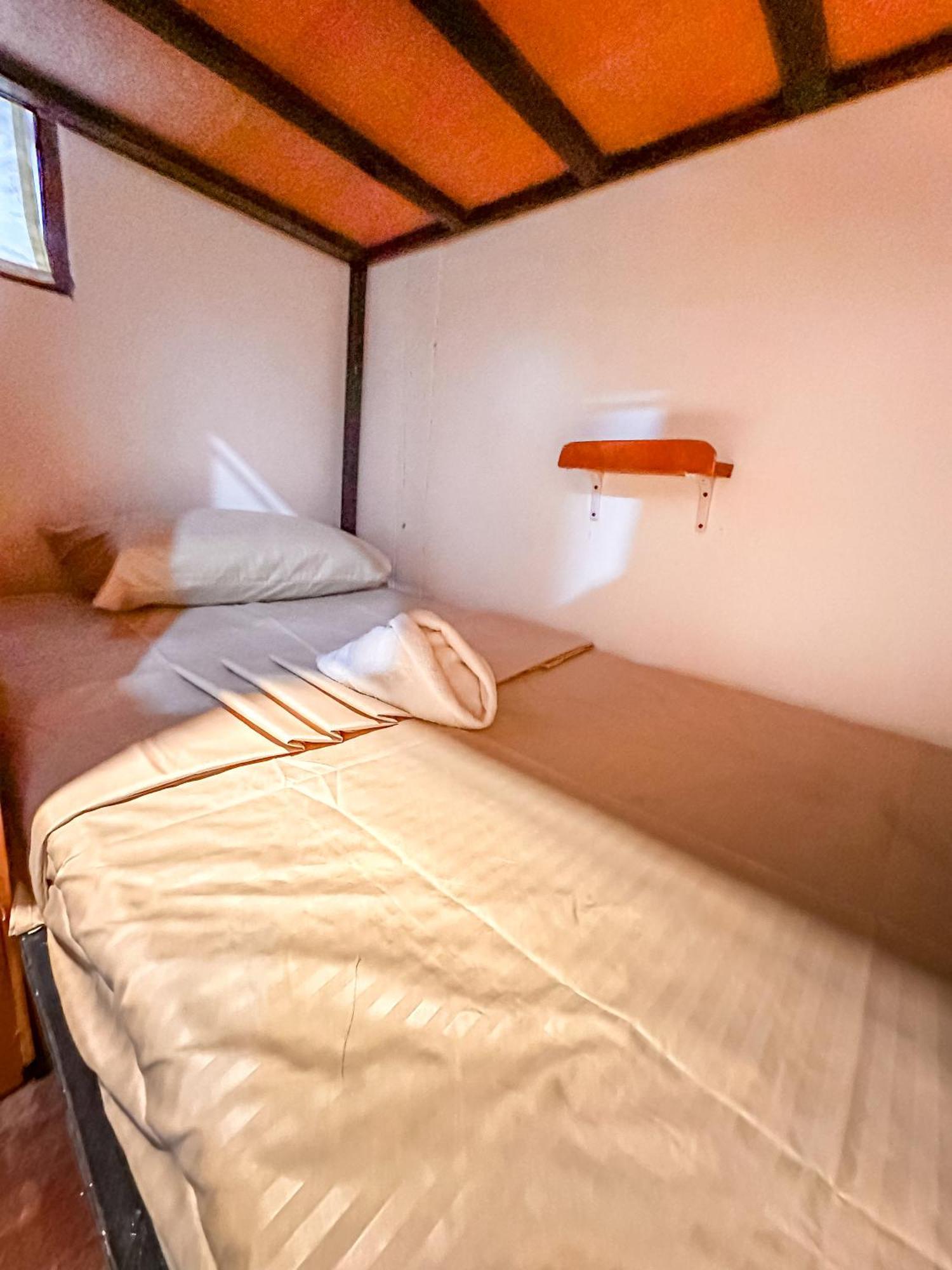 Hangout'S Hostel El Nido Luaran gambar